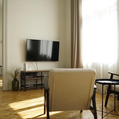 Urania Palace 24 * Kolozsvár