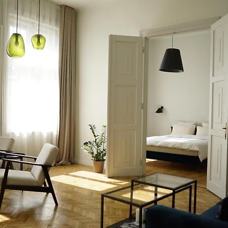 Urania Palace 24 Apartman